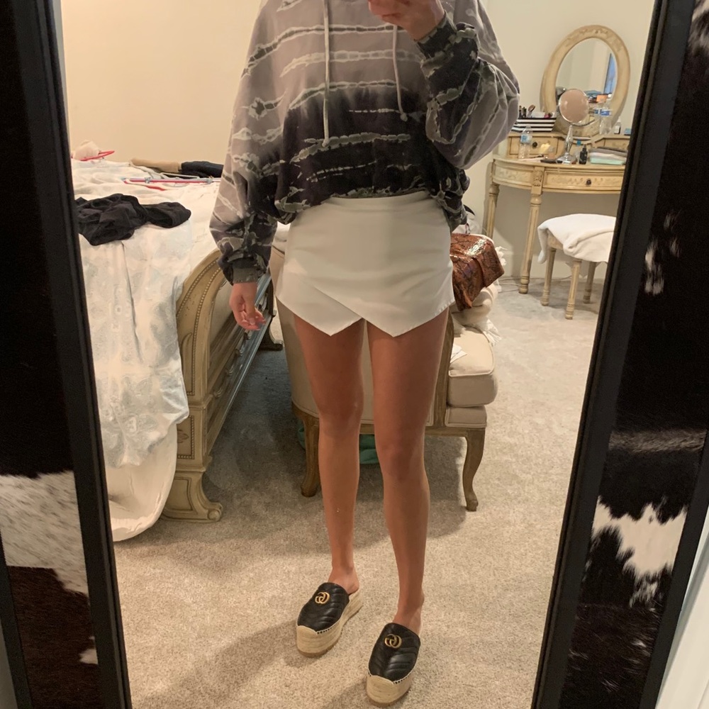 white envelope skirt skort